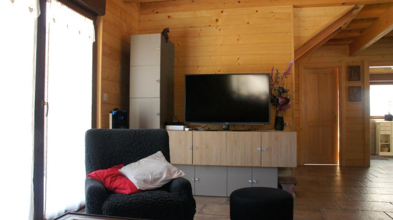 Chalet Du Champs Des Semeaux Wisches Eksteriør billede